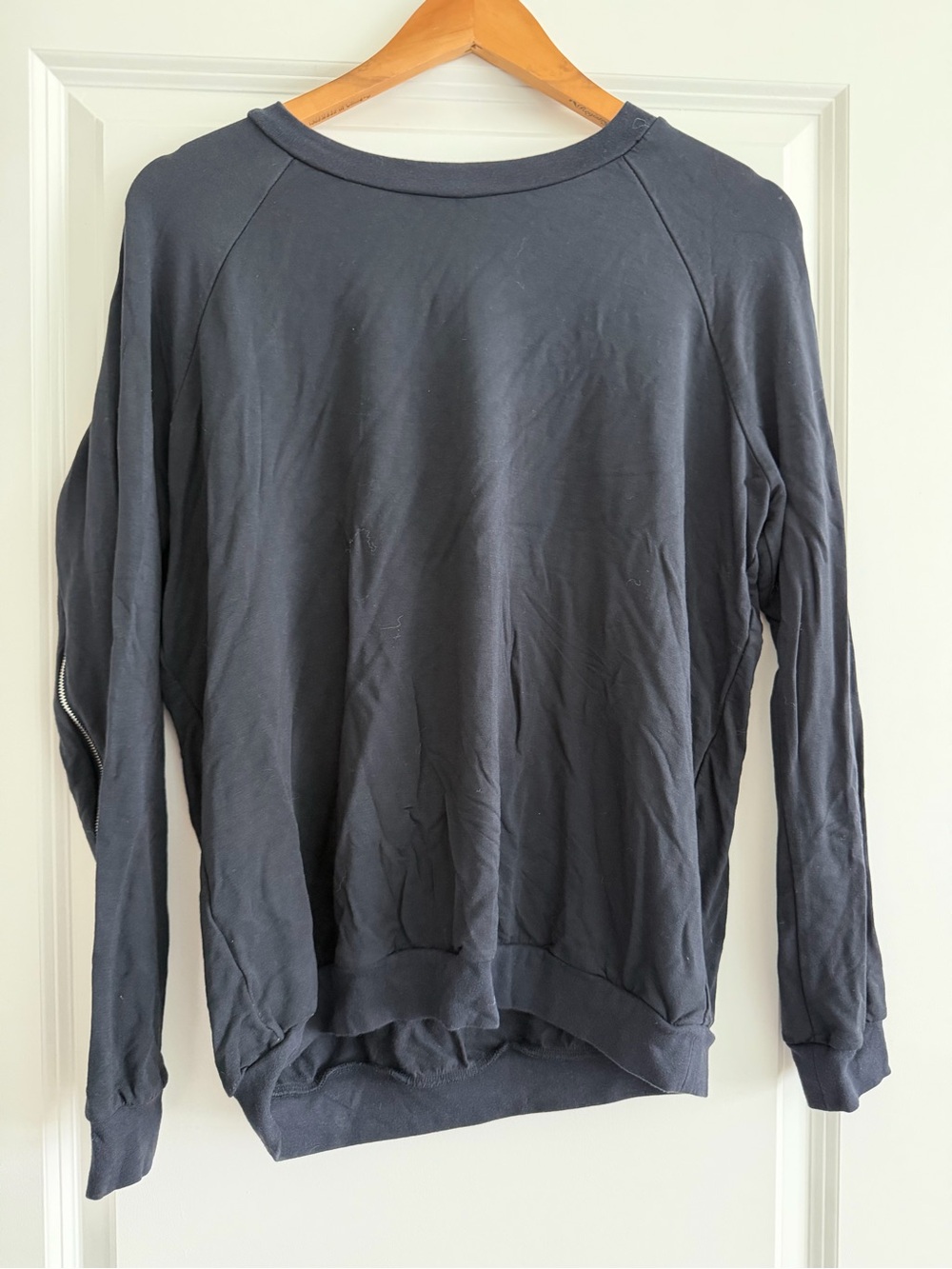 Honey Punch Women’s Dark Navy Crewneck Sweater